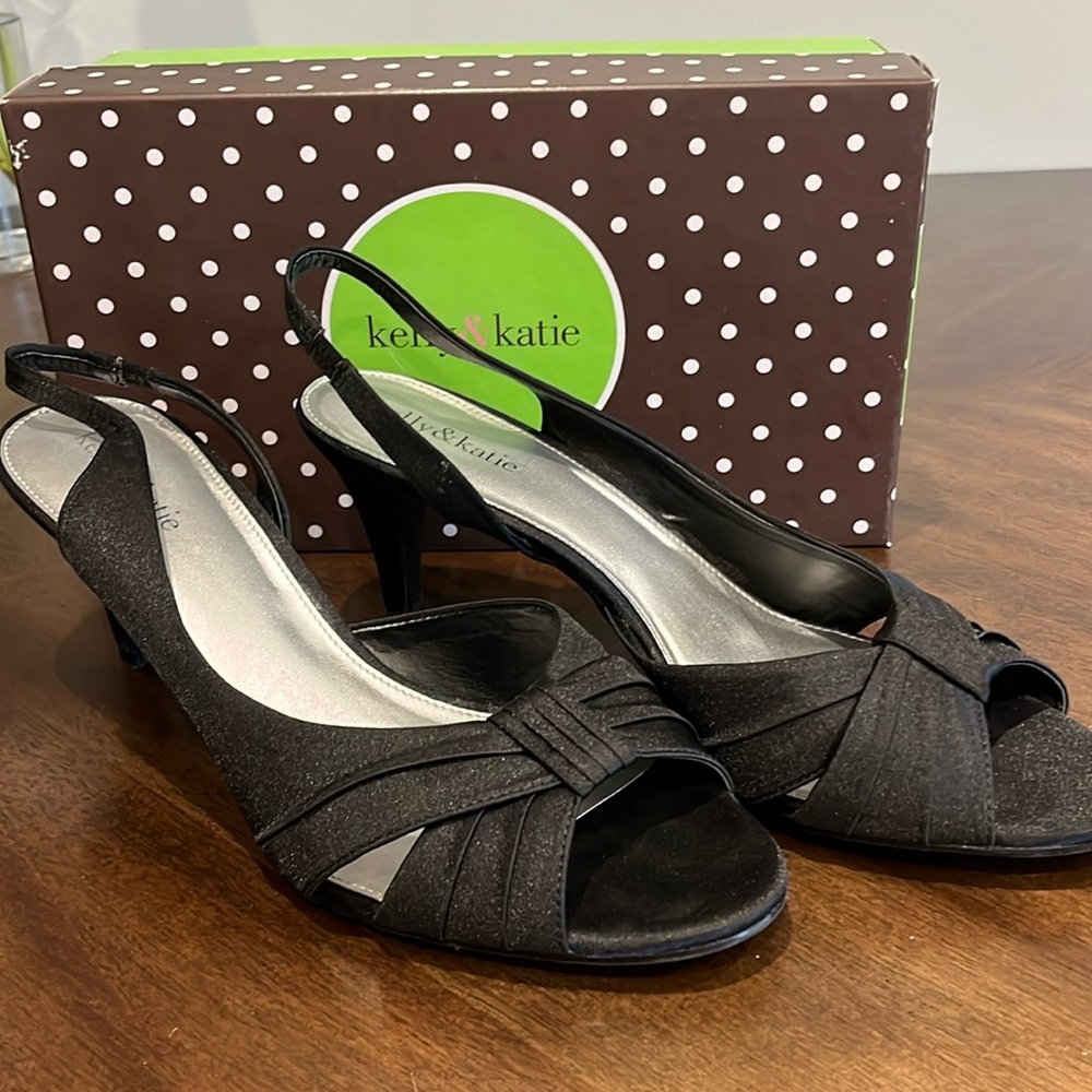 Kelly & Katie Black Satin Sling Back Dress Shoe - 11